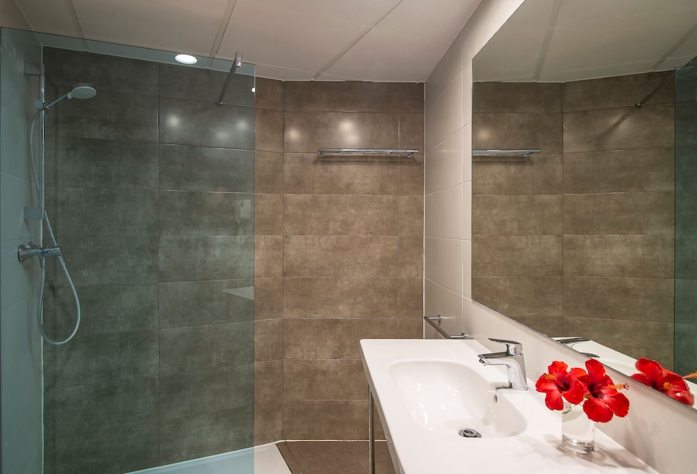 Hotel Roquetas El Palmeral by Pierre & Vacances — Hotel rooms in Roquetas de Mar, Andalusia
