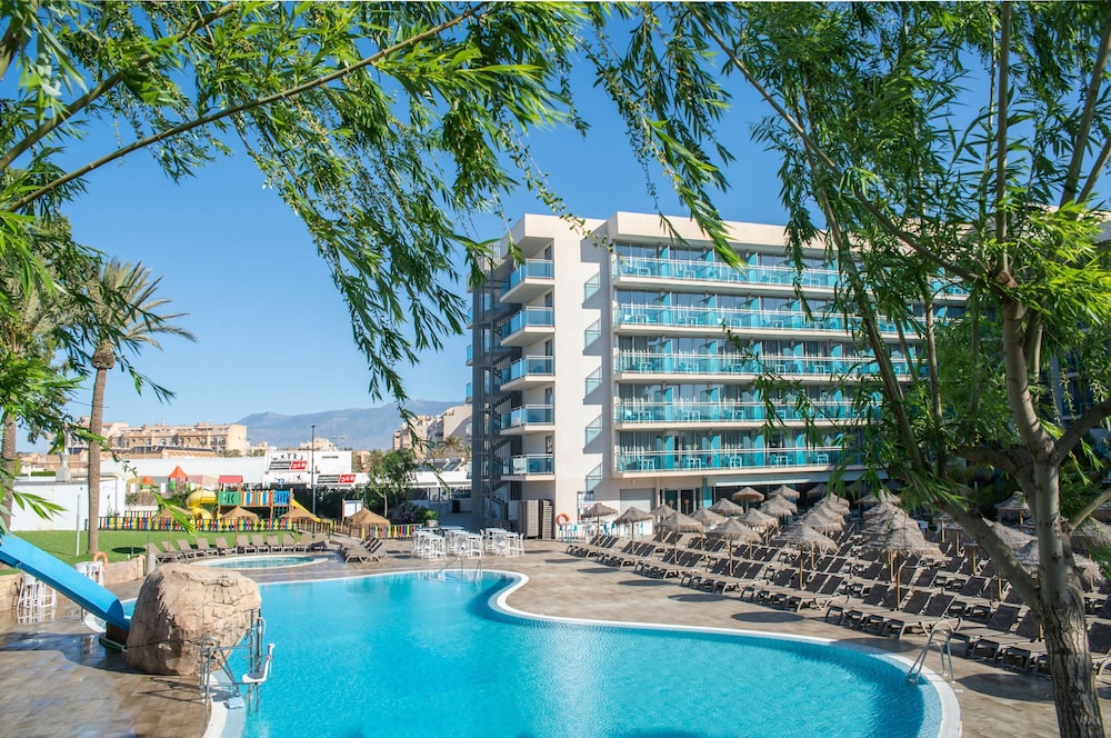 Hotel Roquetas El Palmeral by Pierre & Vacances — Swimming pool in Roquetas de Mar, Andalusia