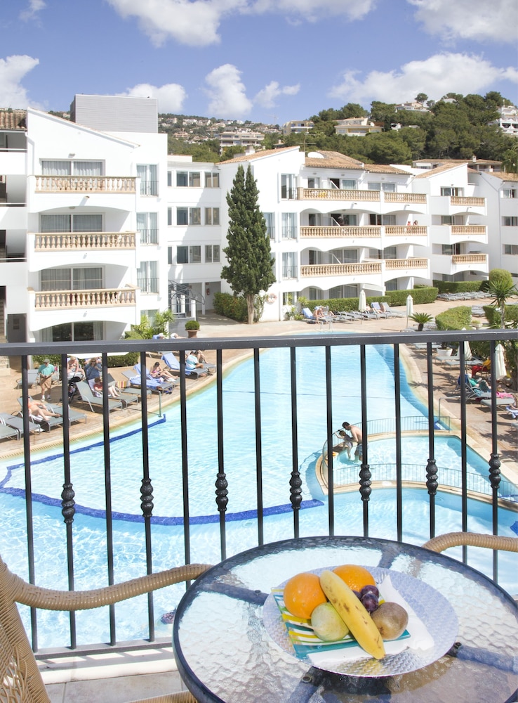 Hotel La Pergola Mallorca — Swimming pool in Andratx, Balearic Islands