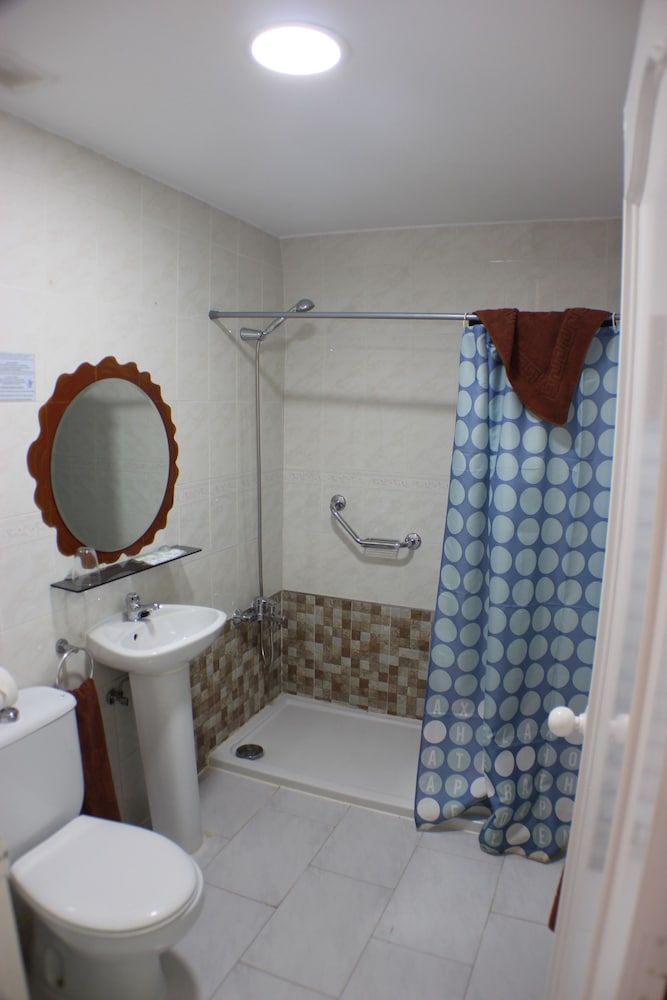 Aparthotel la Piramide — Hotel rooms in Costa de Antigua, Canary Islands