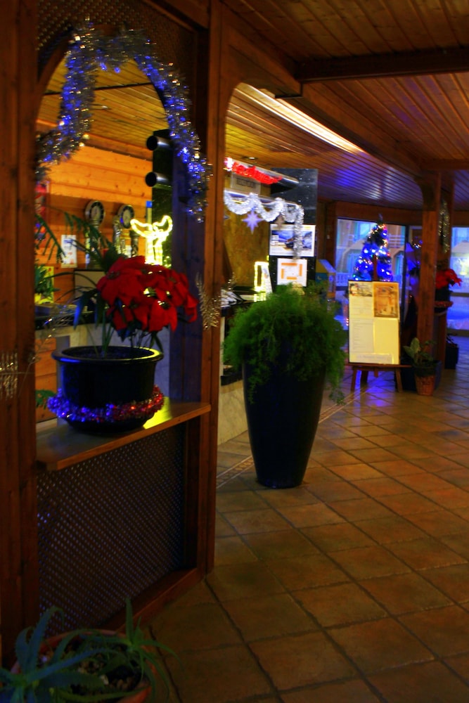 Aparthotel la Piramide — Restaurant & bars in Costa de Antigua, Canary Islands