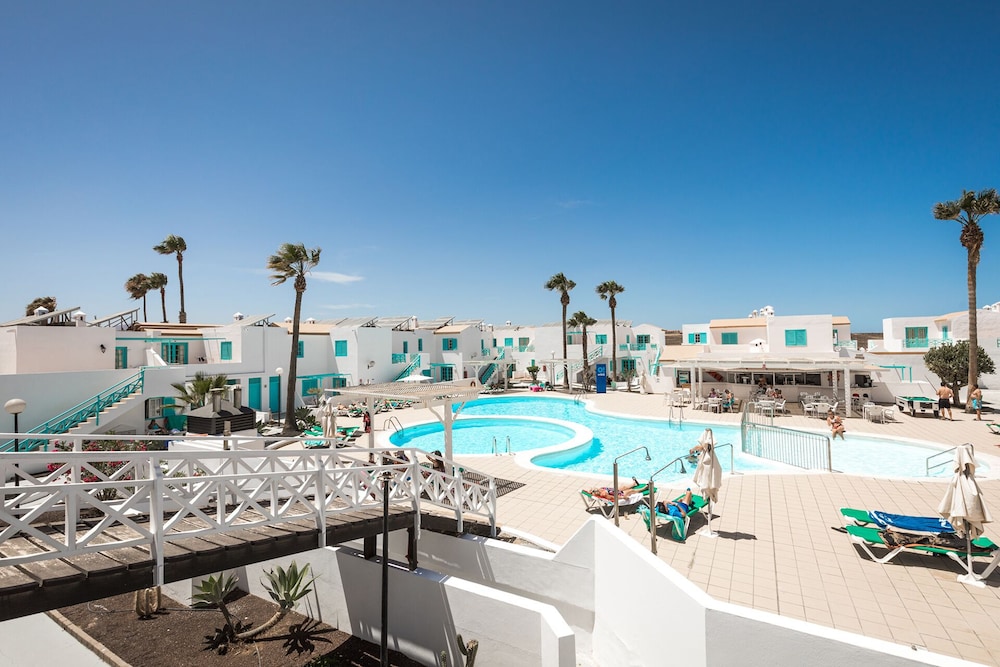 Smy Tahona Fuerteventura — Swimming pool in Costa de Antigua, Canary Islands