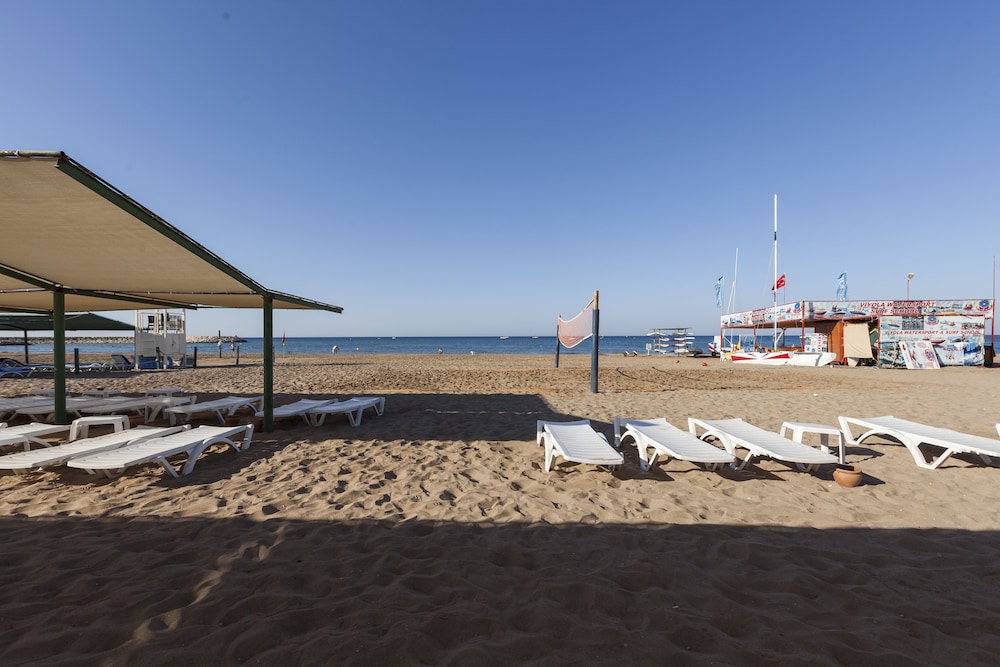 Sultan of Side - All Inclusive — Beach in Side