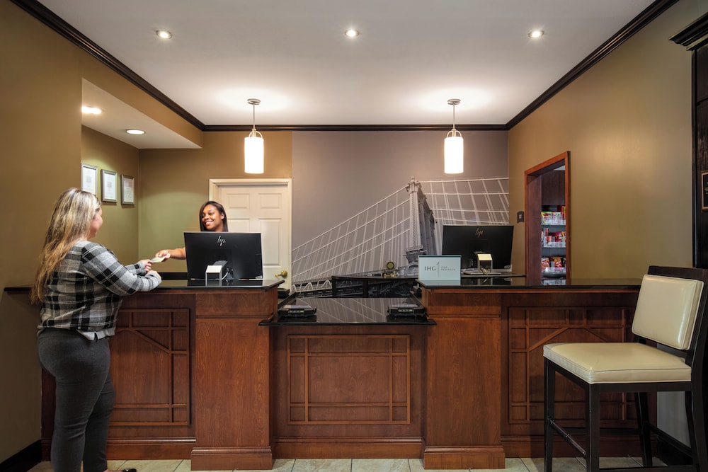 Staybridge Suites Fairfield Napa Valley Area by IHG — Hotel building in Fairfield, California