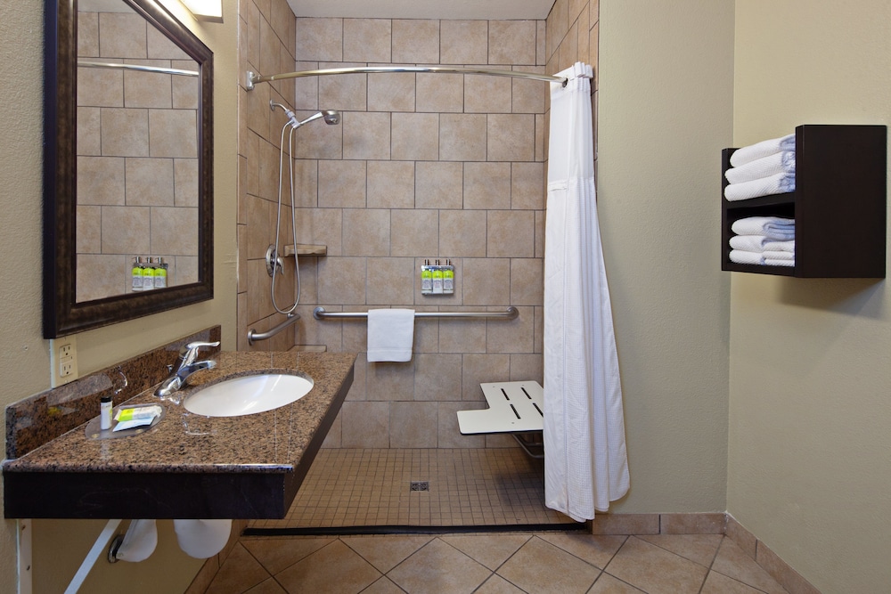 Staybridge Suites Fairfield Napa Valley Area by IHG — Hotel rooms in Fairfield, California