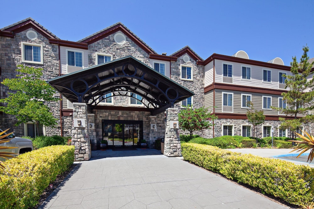 Staybridge Suites Fairfield Napa Valley Area by IHG — Main photo in Fairfield, California