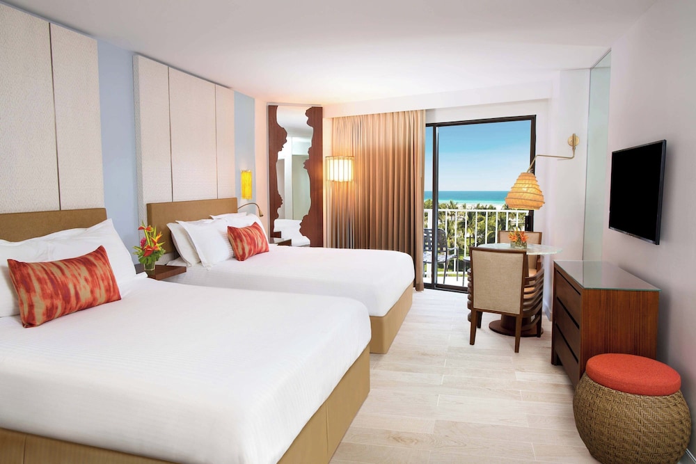 The Coral at Atlantis — Hotel rooms in Paradise Island, New Providence