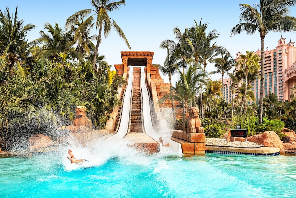 The Royal at Atlantis — Swimming pool in Paradise Island, New Providence