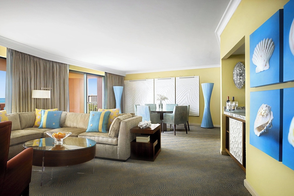 The Royal at Atlantis — Hotel rooms in Paradise Island, New Providence