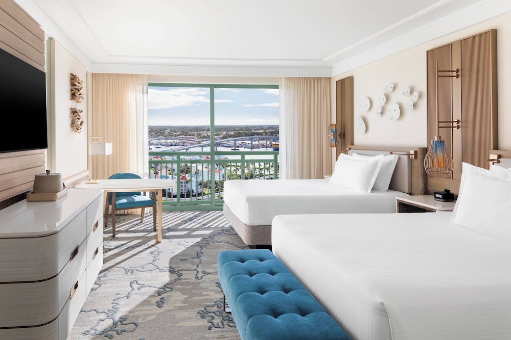 The Royal at Atlantis — Hotel rooms in Paradise Island, New Providence