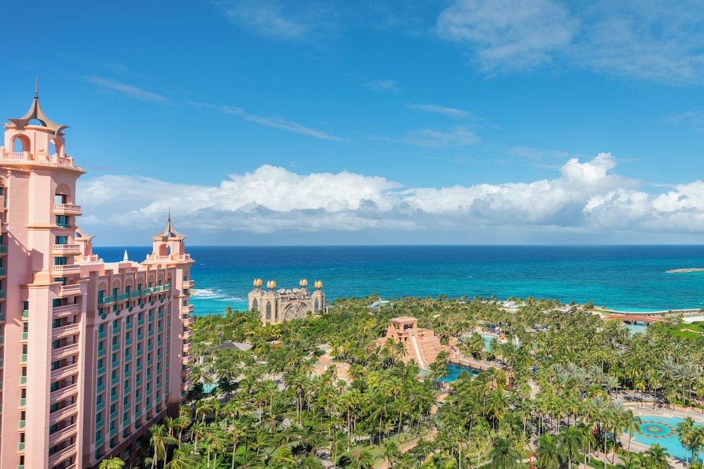The Royal at Atlantis — Attractions in the area in Paradise Island, New Providence