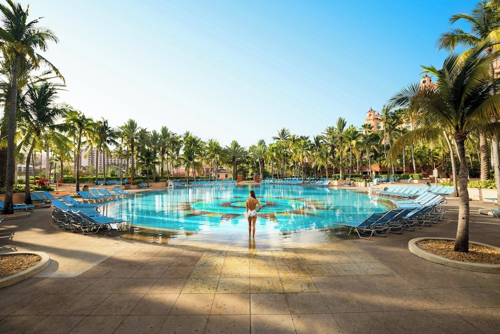 The Royal at Atlantis — Swimming pool in Paradise Island, New Providence