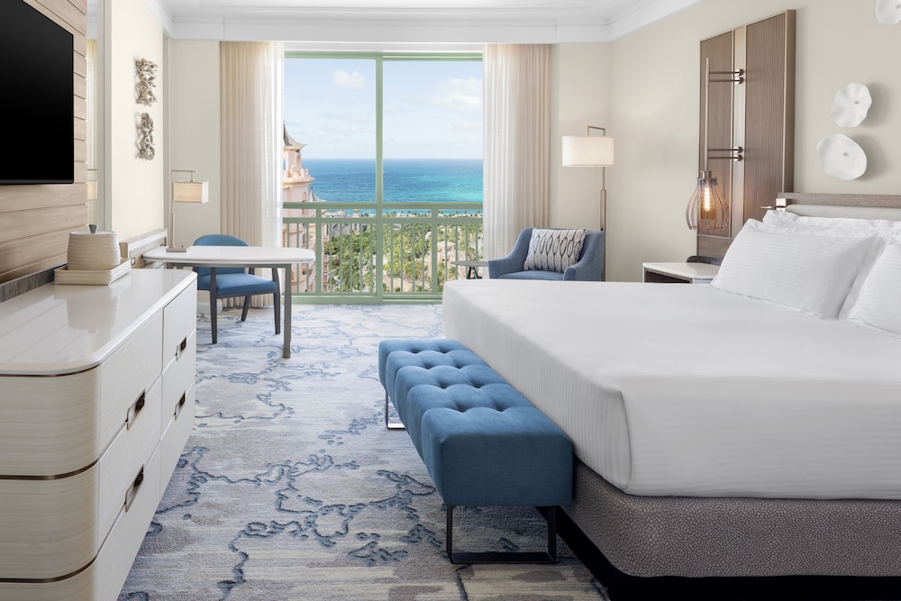 The Royal at Atlantis — Hotel rooms in Paradise Island, New Providence
