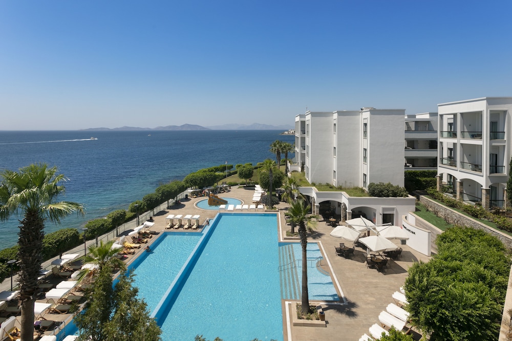 Xanadu Island Hotel - All Inclusive — Swimming pool in Bodrum, Mugla