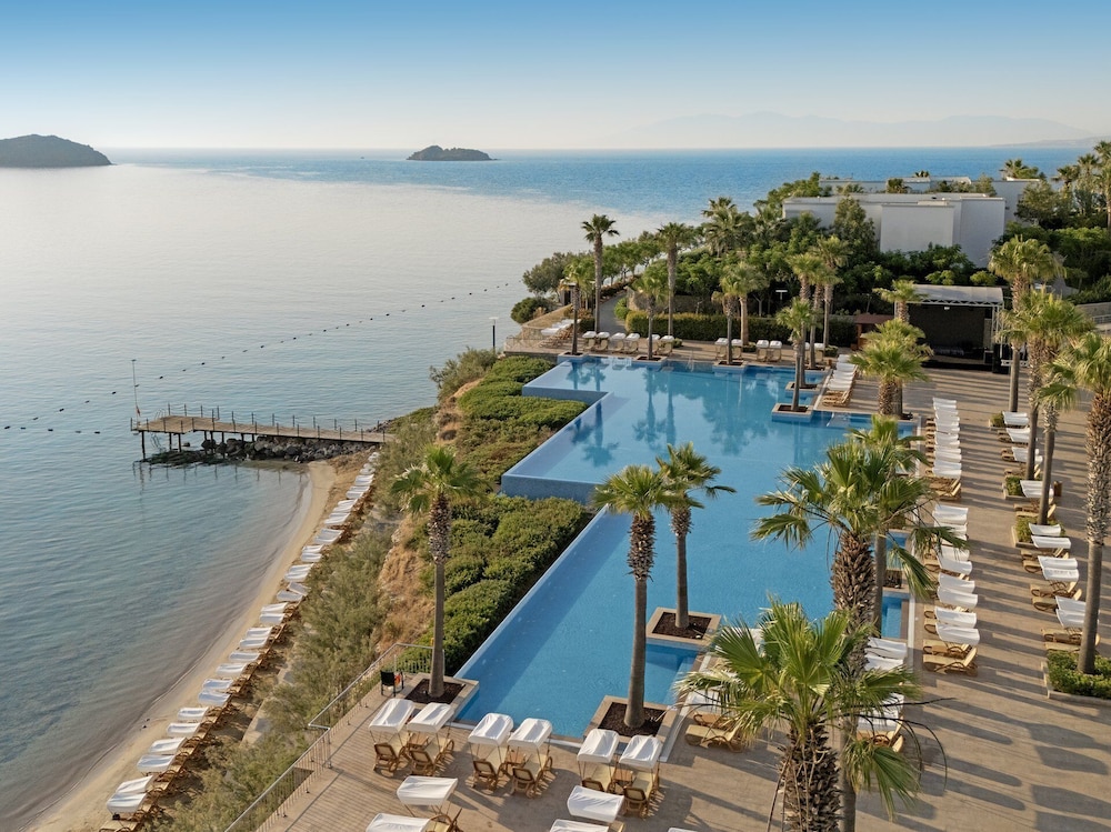 Xanadu Island Hotel - All Inclusive — Swimming pool in Bodrum, Mugla