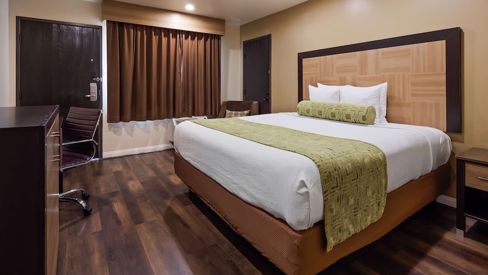 Glenrock Inn & Suites Glendale — Hotel rooms in Los Angeles, California