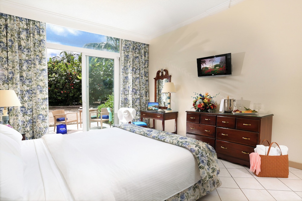 Breezes Resort Bahamas All Inclusive — Hotel rooms in Nassau, New Providence