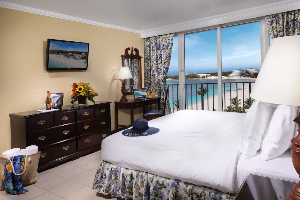Breezes Resort Bahamas All Inclusive — Hotel rooms in Nassau, New Providence