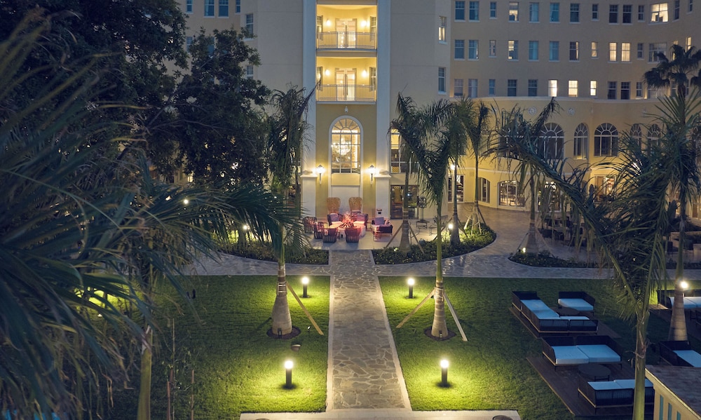 British Colonial - Nassau — Hotel building in Nassau, New Providence