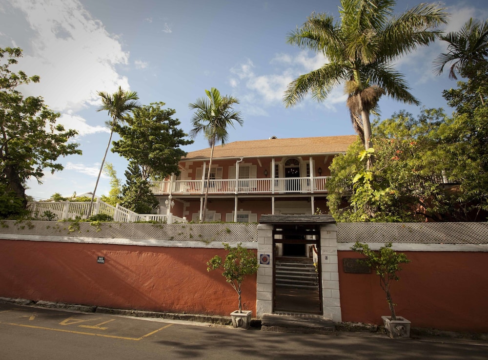 Graycliff Hotel And Restaurant — Hotel building in Nassau, New Providence