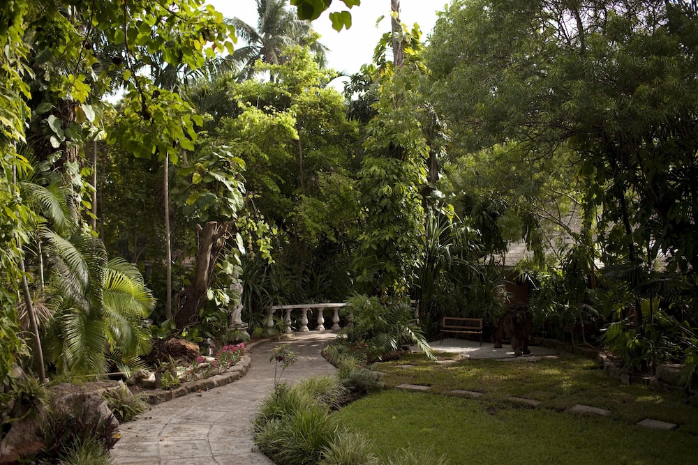 Graycliff Hotel And Restaurant — Attractions in the area in Nassau, New Providence
