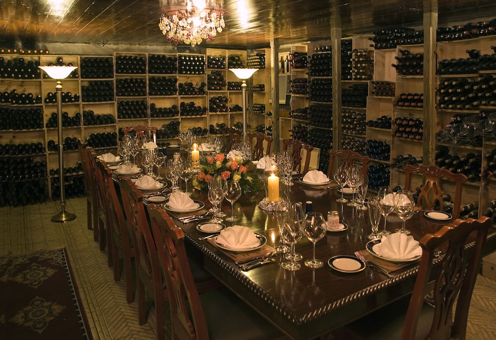Graycliff Hotel And Restaurant — Restaurant & bars in Nassau, New Providence