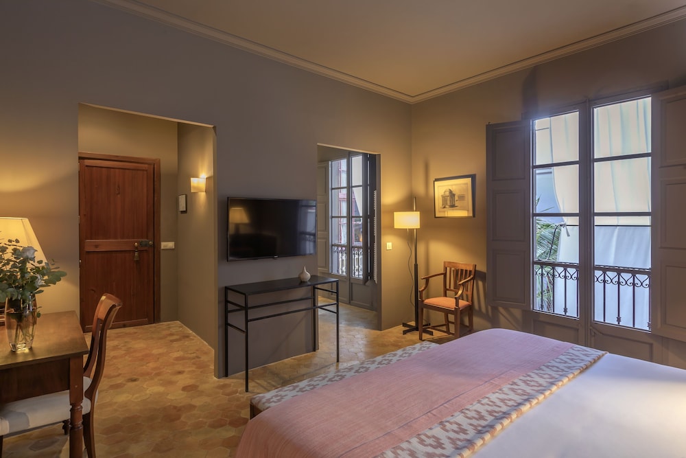 Can Cera Hotel — Hotel rooms in Palma de Mallorca, Balearic Islands