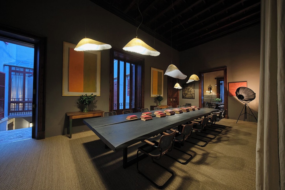 Can Cera Hotel — Restaurant & bars in Palma de Mallorca, Balearic Islands