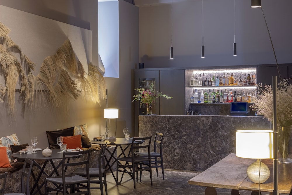 Can Cera Hotel — Restaurant & bars in Palma de Mallorca, Balearic Islands
