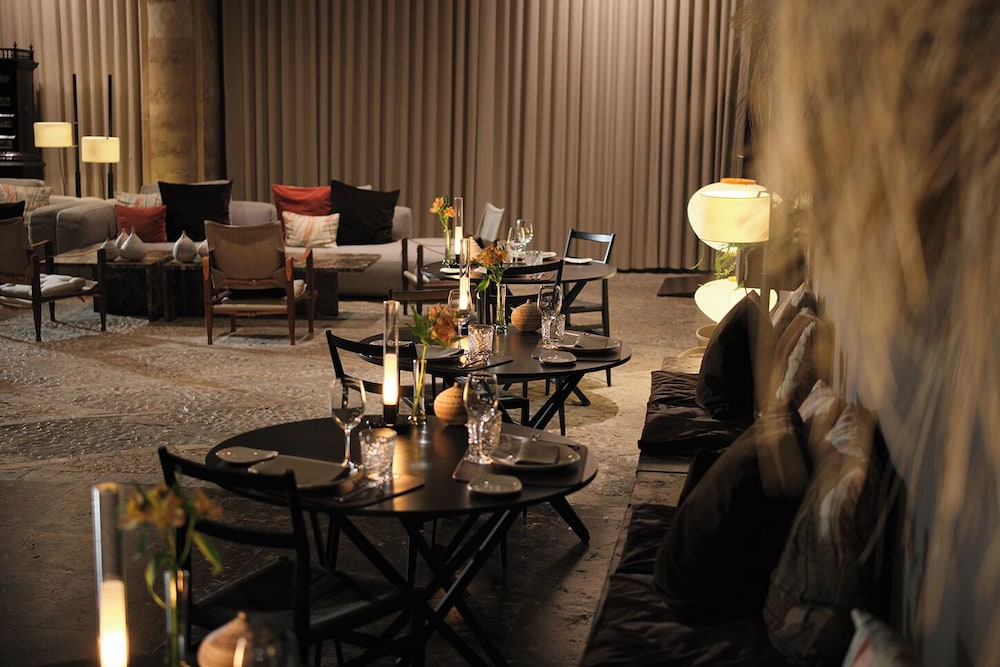 Can Cera Hotel — Restaurant & bars in Palma de Mallorca, Balearic Islands