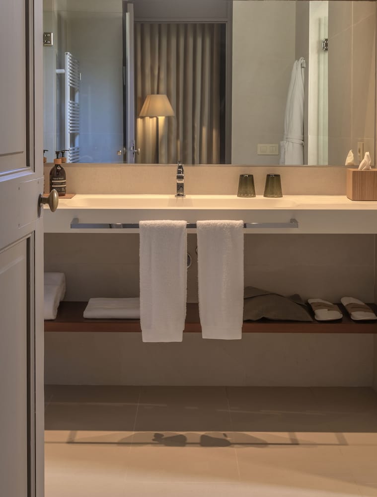 Can Cera Hotel — Hotel rooms in Palma de Mallorca, Balearic Islands