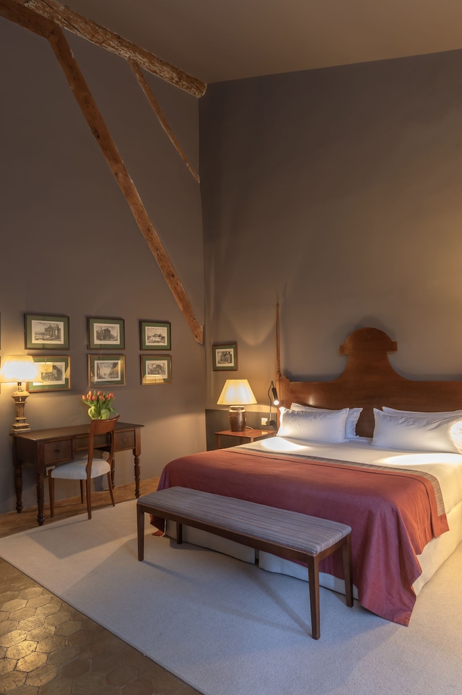 Can Cera Hotel — Hotel rooms in Palma de Mallorca, Balearic Islands