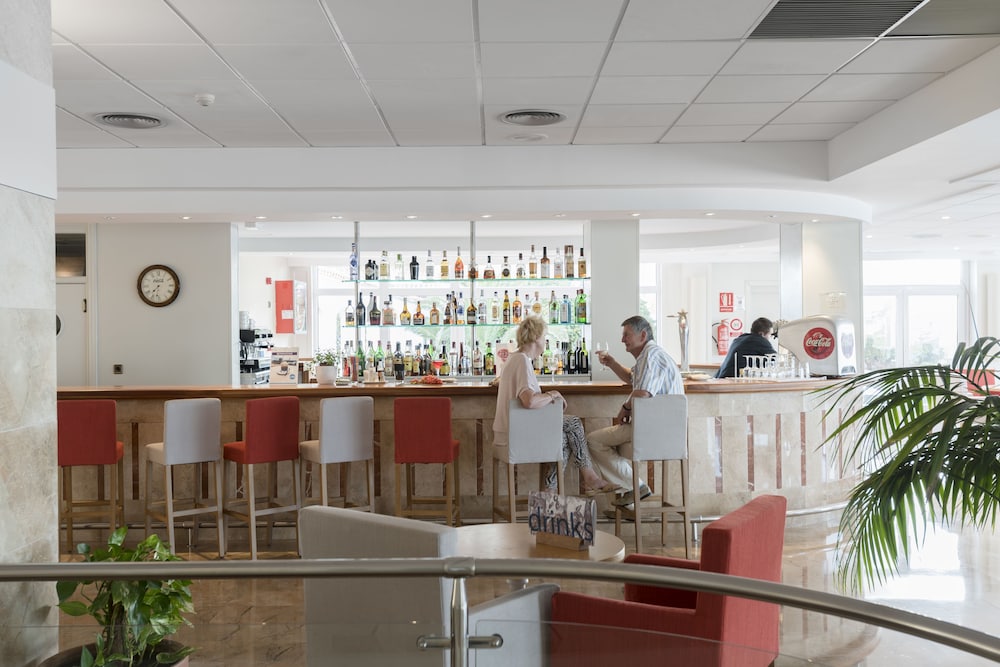 Hotel Agamenon — Restaurant & bars in Es Castell, Balearic Islands