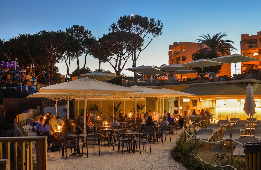 3HB Falésia Garden — Restaurant & bars in Albufeira, Faro