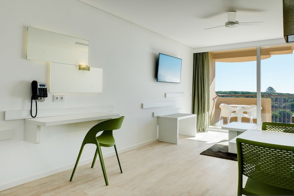 3HB Falésia Garden — Hotel rooms in Albufeira, Faro