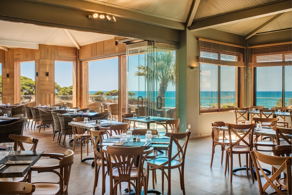 3HB Falésia Garden — Restaurant & bars in Albufeira, Faro