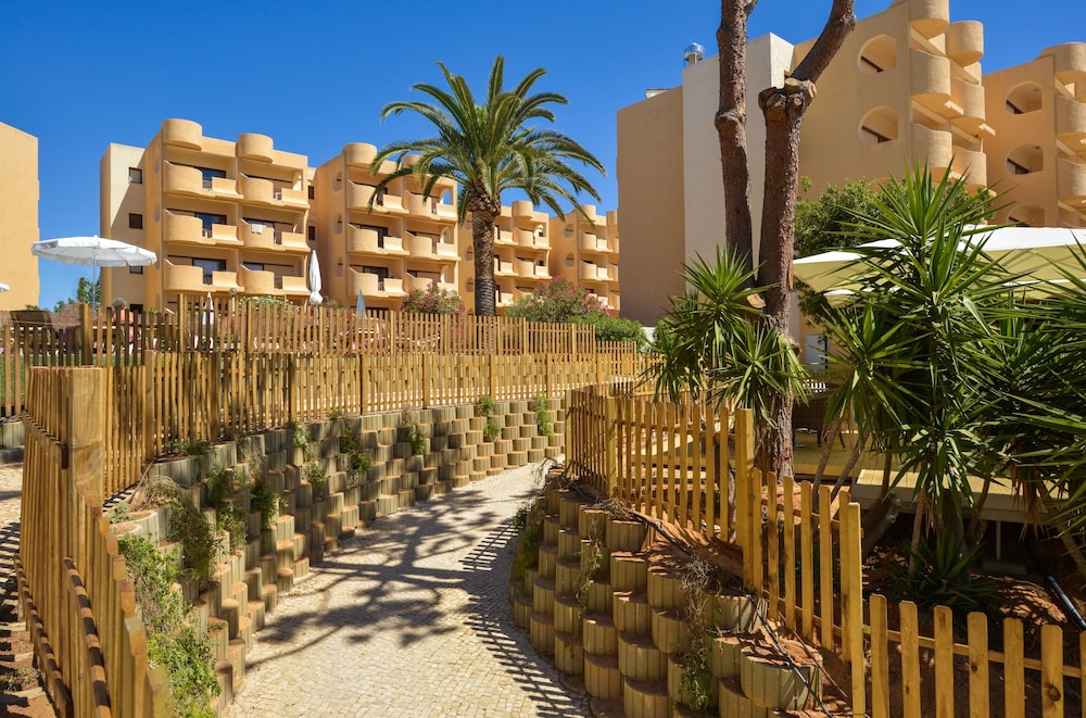 3HB Falésia Garden — Hotel building in Albufeira, Faro