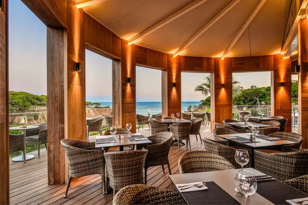 3HB Falésia Garden — Restaurant & bars in Albufeira, Faro