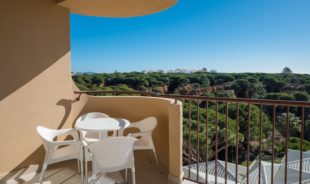 3HB Falésia Garden — Hotel rooms in Albufeira, Faro