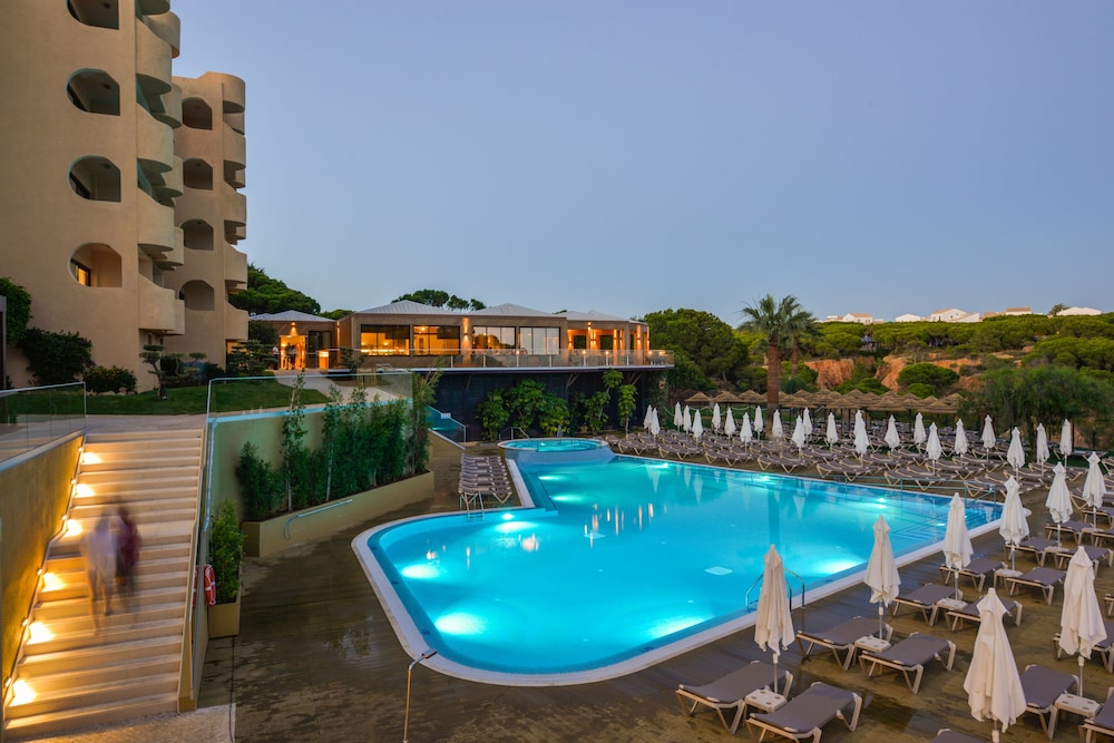 3HB Falésia Garden — Swimming pool in Albufeira, Faro