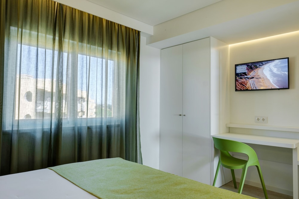 3HB Falésia Garden — Hotel rooms in Albufeira, Faro