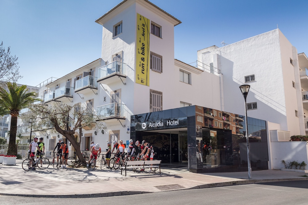 Eix Alcudia Hotel - Adults Only — Hotel building in Alcudia, Balearic Islands