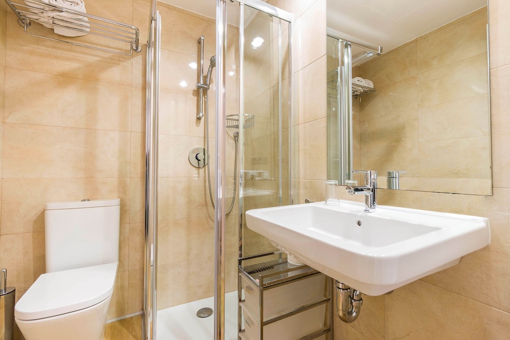 Eix Alcudia Hotel - Adults Only — Hotel rooms in Alcudia, Balearic Islands