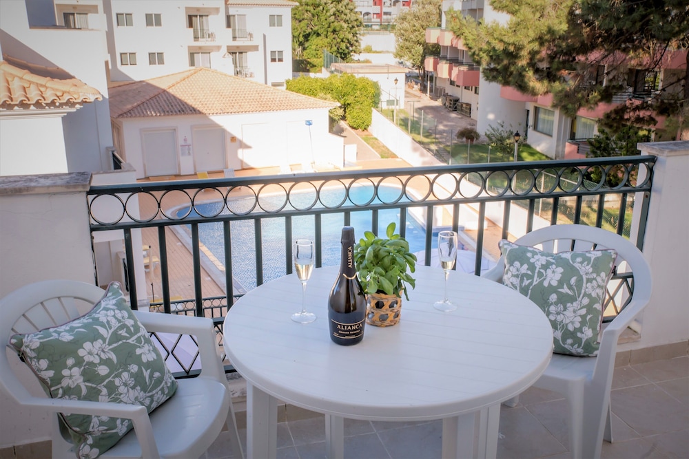 Smy Santa Eulalia Algarve — Hotel rooms in Albufeira, Faro