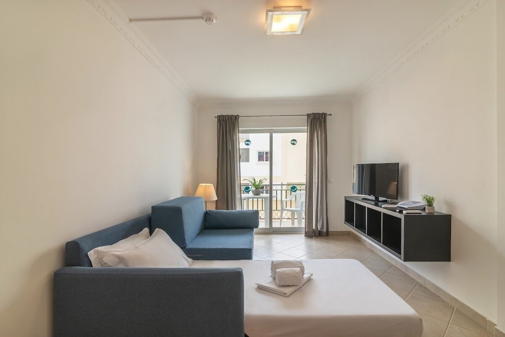 Smy Santa Eulalia Algarve — Hotel rooms in Albufeira, Faro