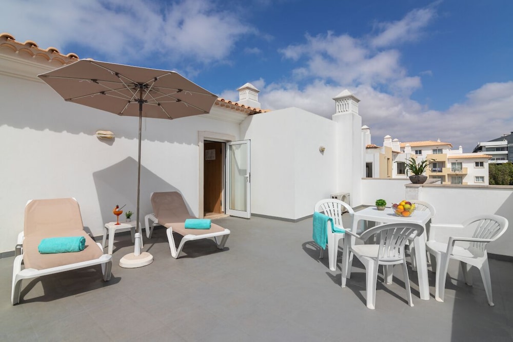 Smy Santa Eulalia Algarve — Hotel building in Albufeira, Faro