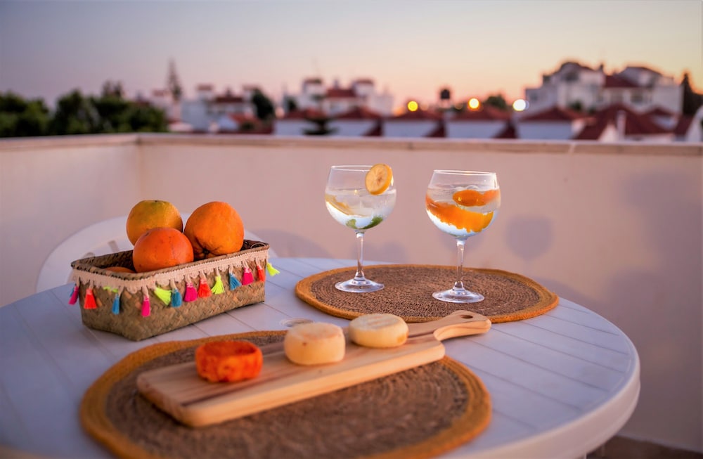 Smy Santa Eulalia Algarve — Restaurant & bars in Albufeira, Faro
