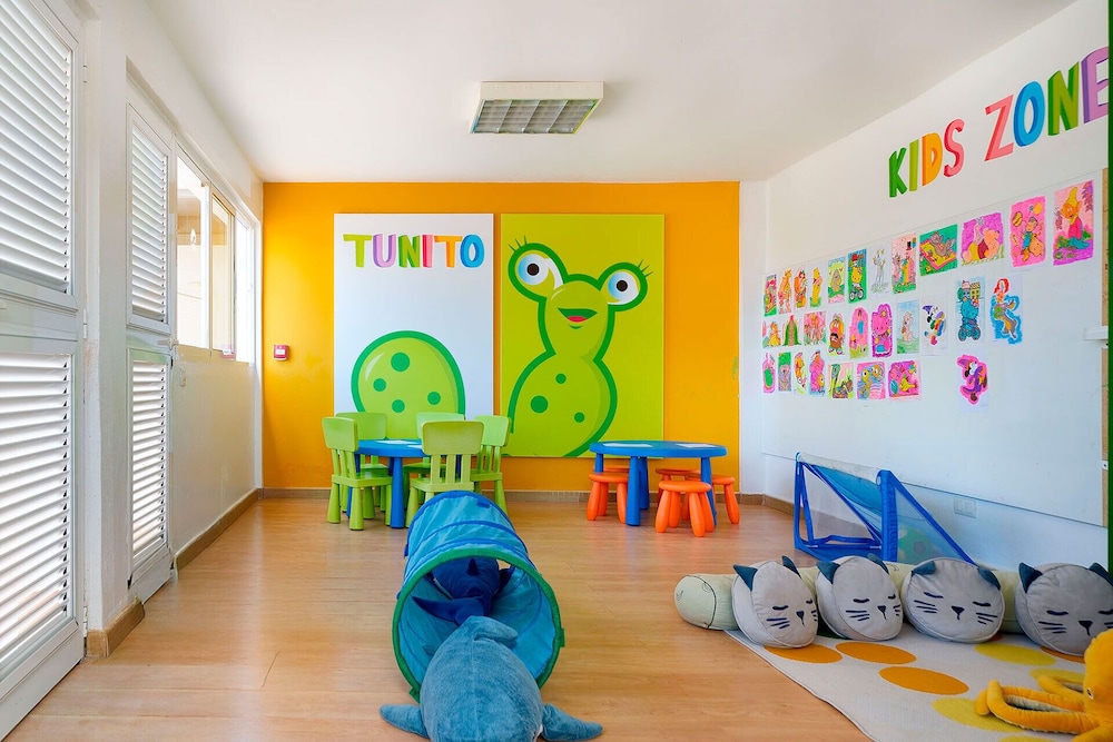 Servatur Altamadores — Attractions for children in Puerto Rico, Canary Islands