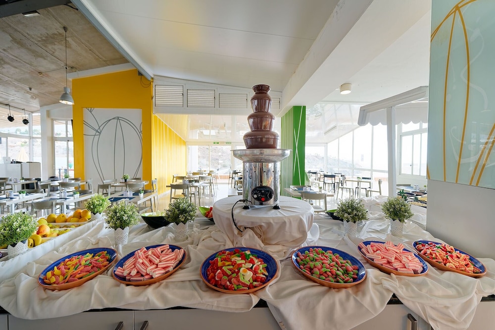 Servatur Altamadores — Restaurant & bars in Puerto Rico, Canary Islands