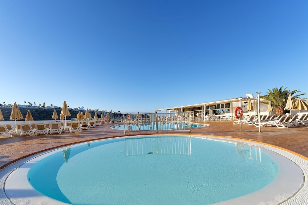 Servatur Altamadores — Swimming pool in Puerto Rico, Canary Islands